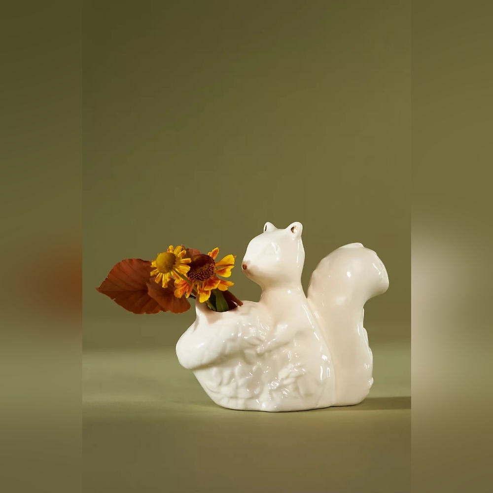 Anthropologie Winter White Creature Bud Vase Squirrel NEW